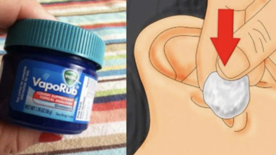 Photo of If You Put A Cotton Ball With VapoRub In Your Ear All Night, Here’s The Surprising Effect