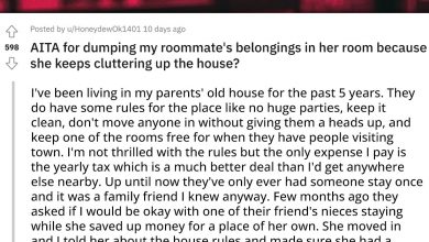 Photo of Reddit User Dumps Roommate’s Things In A Garbage Bag And Leaves It In Her Room To Prove A Point