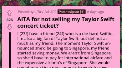 Photo of Coworker Gets Mad And Leaves When Redditor Refuses To Sell Her Taylor Swift Tickets, Says She Should Have Them Because She Works Harder