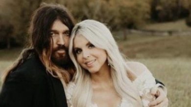 Photo of 62-year-old Billy Ray Cyrus marries 34-year-old bride Firerose – fans upset by one little detail
