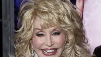 Photo of Dolly Parton Addresses “To Be Ambulance-Ready at All Times” Claims About No Makeup