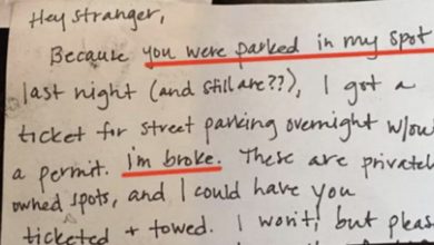 Photo of This woman left an angry note on a stranger’s car when they parked in her spot — but it actually led to a major good deed