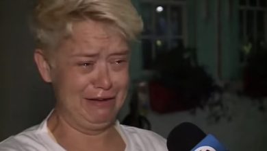 Photo of Florida woman sobs after her ‘severely obese’ pet was seized by animal control