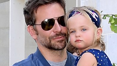 Photo of Bradley Cooper rarely speaks about his life with his little girl Lea, but he recently opened up about how losing his dad in his arms made an impact on his fatherhood.
