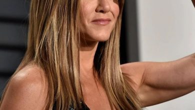 Photo of Jennifer Aniston, 30 years later, repeated the iconic haircut of her character from the TV series “Friends”.