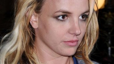 Photo of Britney Spears hit in the face in public
