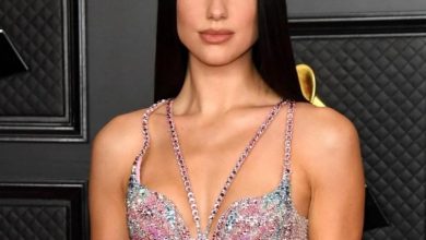 Photo of Dua Lipa confirmed her romance with the famous actor with a hot kiss on the street: photo
