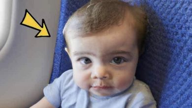 Photo of Flight Attendant Notices Baby Alone On The Plane, Is Shocked When Realising Why