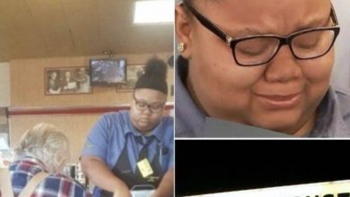 Photo of Woman takes sneak photo behind old man: Reveals what waitress is doing with his food