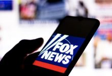 Photo of Fox News Host Leads Prayer on Air
