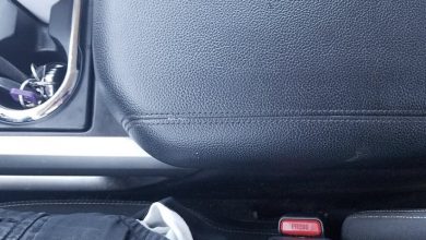 Photo of I Discovered a Hidden Phone Beneath a Seat in My Husband’s Car – And It Turned His World Upside Down