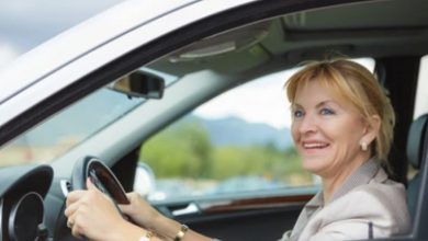 Photo of My Stepdaughter Surprised Me with a Car for My 55th Birthday – Discovering What Was Inside the Glove Box Left Me Speechless