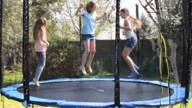 Photo of Neighbor Reports Family to Police Over Kids Using Trampoline – Parents Craft the Perfect Retort