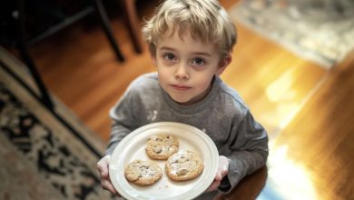 Photo of My son went to our neighbor’s house every day “to cook” — one day, I walked in and ended up calling the police