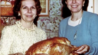 Photo of Two Mothers Turned Thanksgiving into a Nightmare for Their Newlywed Children — A Story to Remember