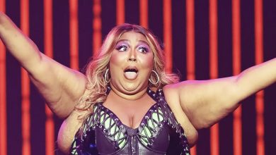 Photo of Fans Claim Singer Lizzo Appears ‘Much Thinner,’ Almost Like a ‘Different Person’ — Her Transformation Before and After Significant Weight Loss