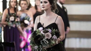 Photo of When my daughter’s wedding gown showed up in an unexpected jet black, it signaled the start of a harrowing ordeal we never saw coming