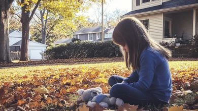 Photo of I always believed my neighbor was a devoted mother—until I found out she was raising her stepdaughter solely because of her father’s will. That revelation compelled me to take action