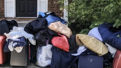 Photo of My daughter-in-law gave me a three-day vacation as a gift — but when I came back, I found my belongings thrown out and the locks on my house changed