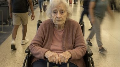 Photo of My Family Abandoned Grandma at the Airport and Left for Vacation Without Her—They Never Saw My Revenge Coming.
