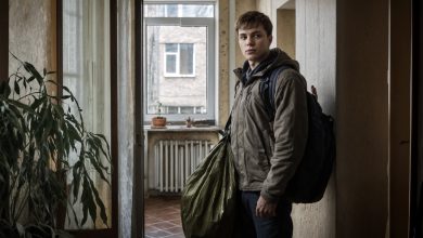 Photo of The doorbell broke the silence, persistent and demanding. Lyudmila Nikolaevna set the pot on the stove, wiped her hands on the old kitchen towel, and went to the door.