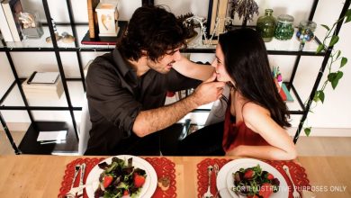 Photo of My husband surprised me with a candlelit dinner out of the blue—but the reason behind it was horrifying