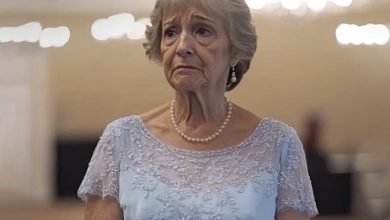 Photo of My aunt shamed my grandma’s wedding gift at the reception—so I put her in her place in a way she’ll never forget