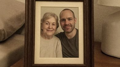 Photo of I sent my son daily letters from the nursing home—and heard nothing back, until a stranger arrived to bring me home