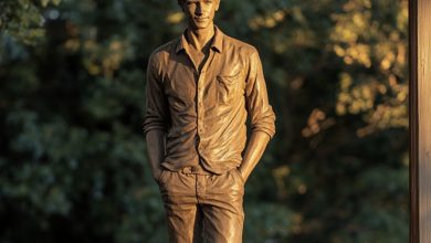 Photo of A Full-Size Statue of My Husband Showed Up on Our Porch—What I Uncovered Made Me React