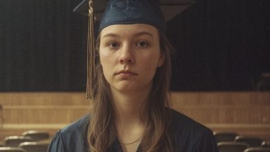 Photo of Dad Picked His New Family Over Me—But He Never Saw What Happened at My Graduation