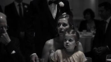 Photo of At my cousin’s engagement dinner, she cracked a joke about me being a single mom, and the whole room erupted in laughter.