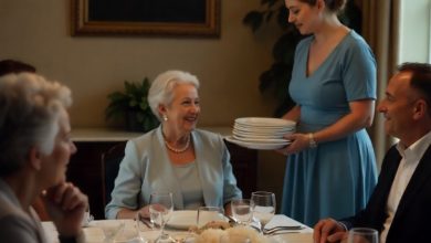 Photo of My Husband Told My Mom to Serve — Then Someone Walked In Who Changed Everything