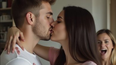 Photo of My Boyfriend’s Sister Called Me by a Name Only He Knew — “Bunny.” What I Discovered on My Phone Still Gives Me Chills.