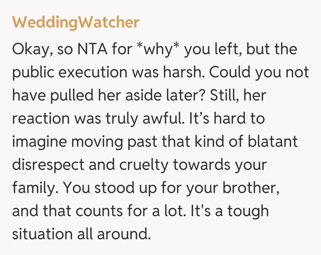 Comentariu de la WeddingWatcher