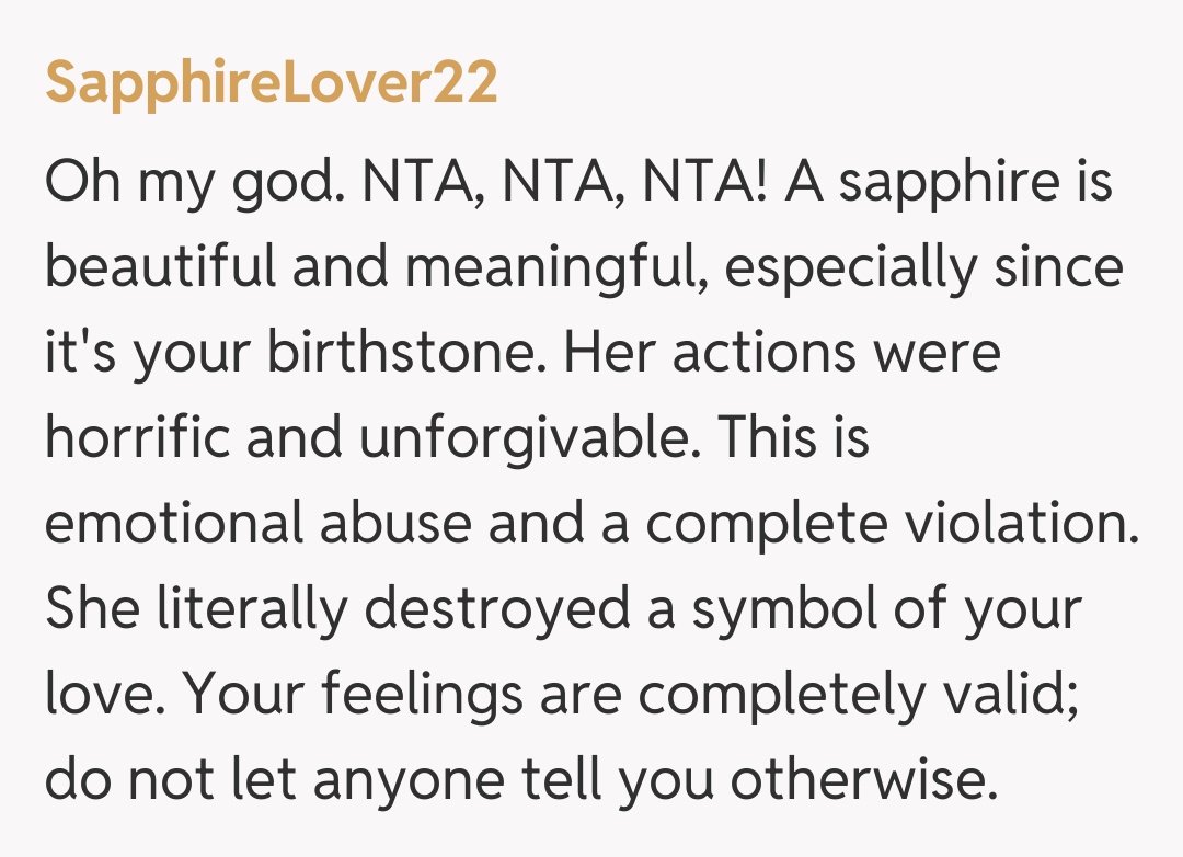 Comentariu de la SapphireLover22