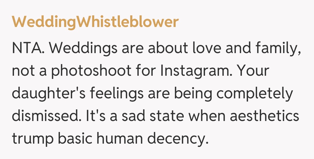 Comentariu de la WeddingWhistleblower
