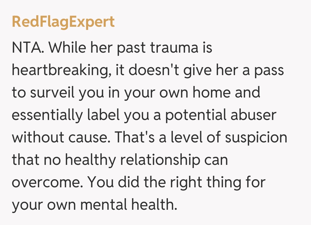 Comentariu de la RedFlagExpert