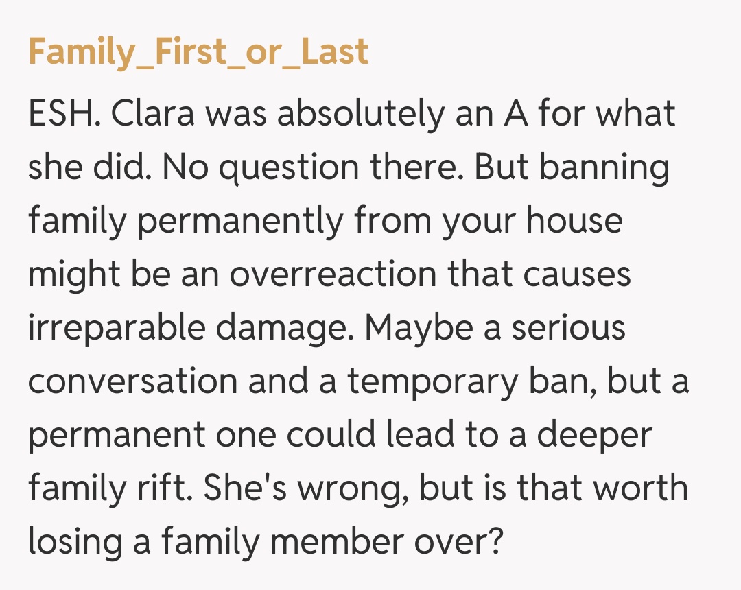 Comentariu de la Family_First_or_Last