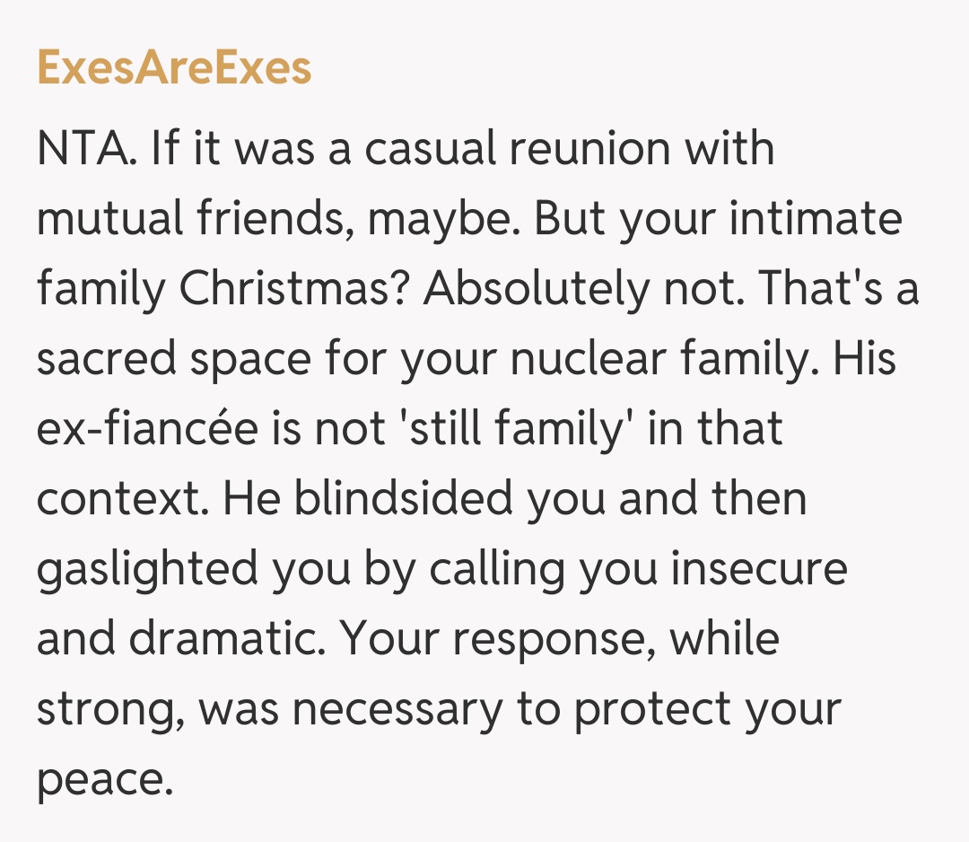 Comentariu de la ExesAreExes