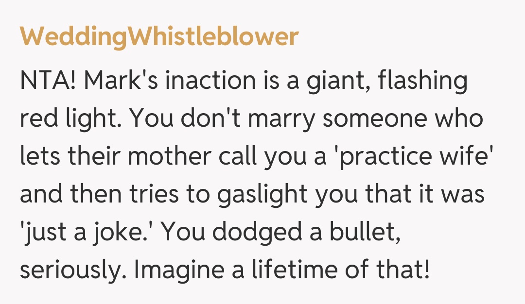 Comentariu de la WeddingWhistleblower