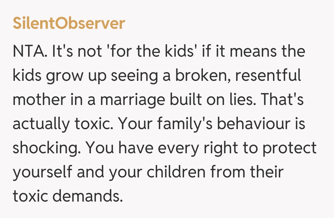 Comentariu de la SilentObserver