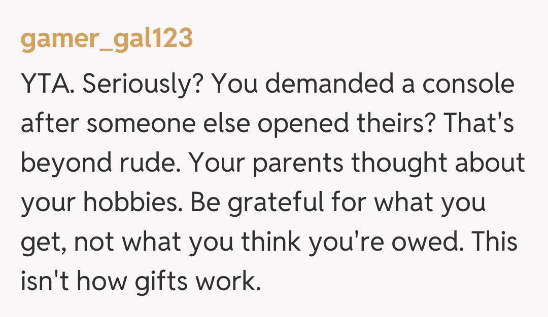 Comentariu de la gamer_gal123