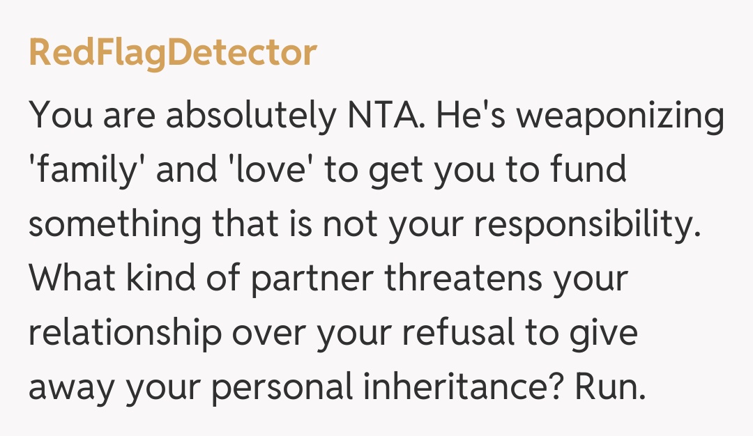 Comentariu de la RedFlagDetector