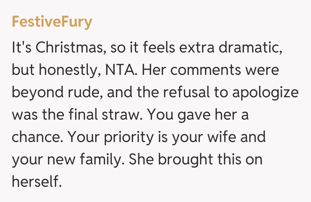 Comentariu de la FestiveFury