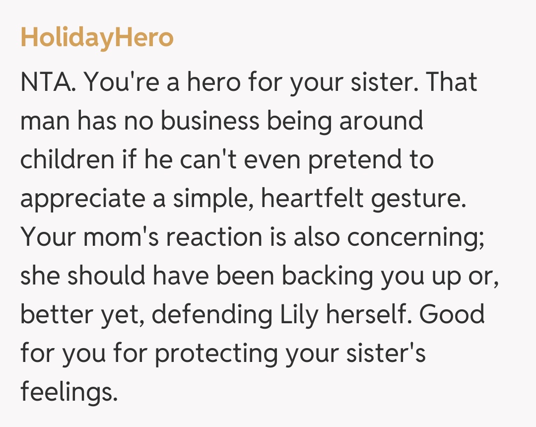 Comentariu de la HolidayHero