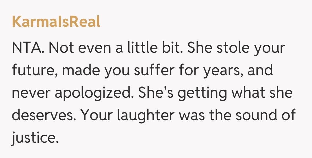 Comentariu de la KarmaIsReal