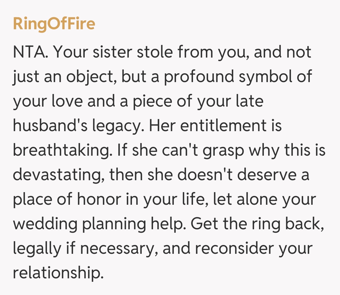 Comentariu de la RingOfFire