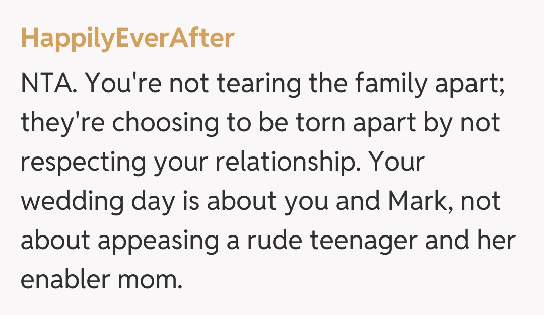 Comentariu de la HappilyEverAfter