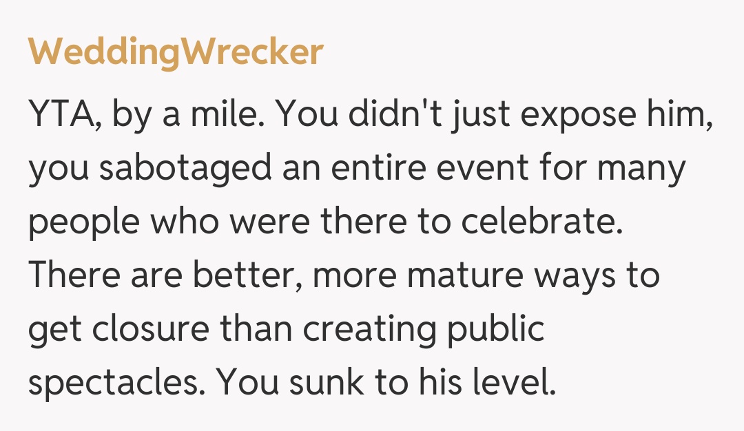 Comentariu de la WeddingWrecker