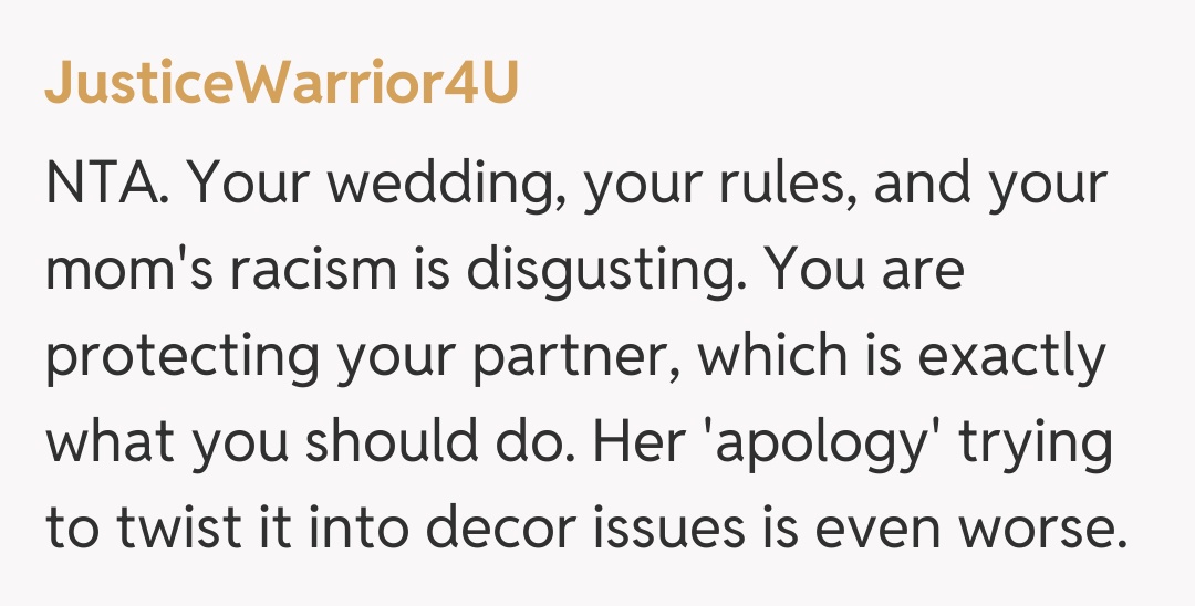 Comentariu de la JusticeWarrior4U